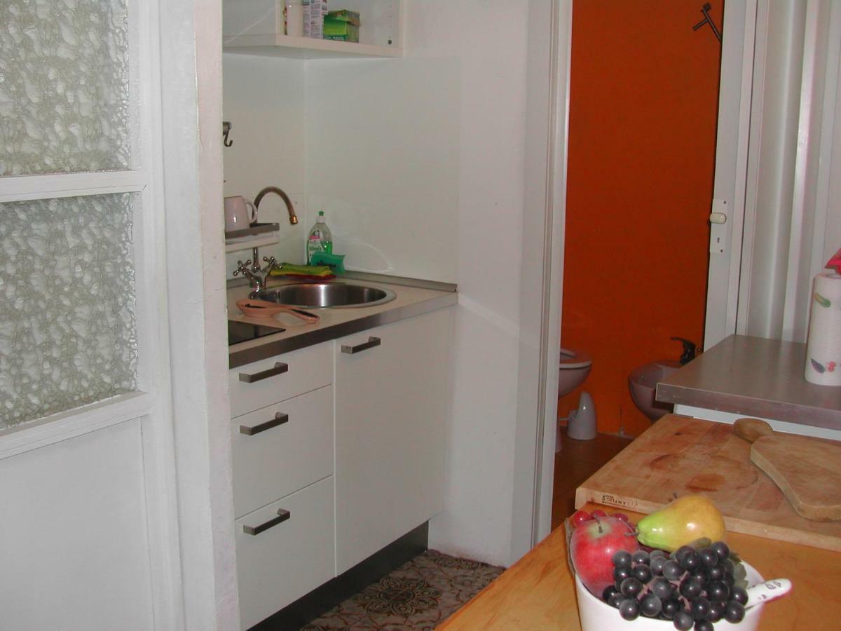 Appartamento Del Boschetto Rom Exterior foto